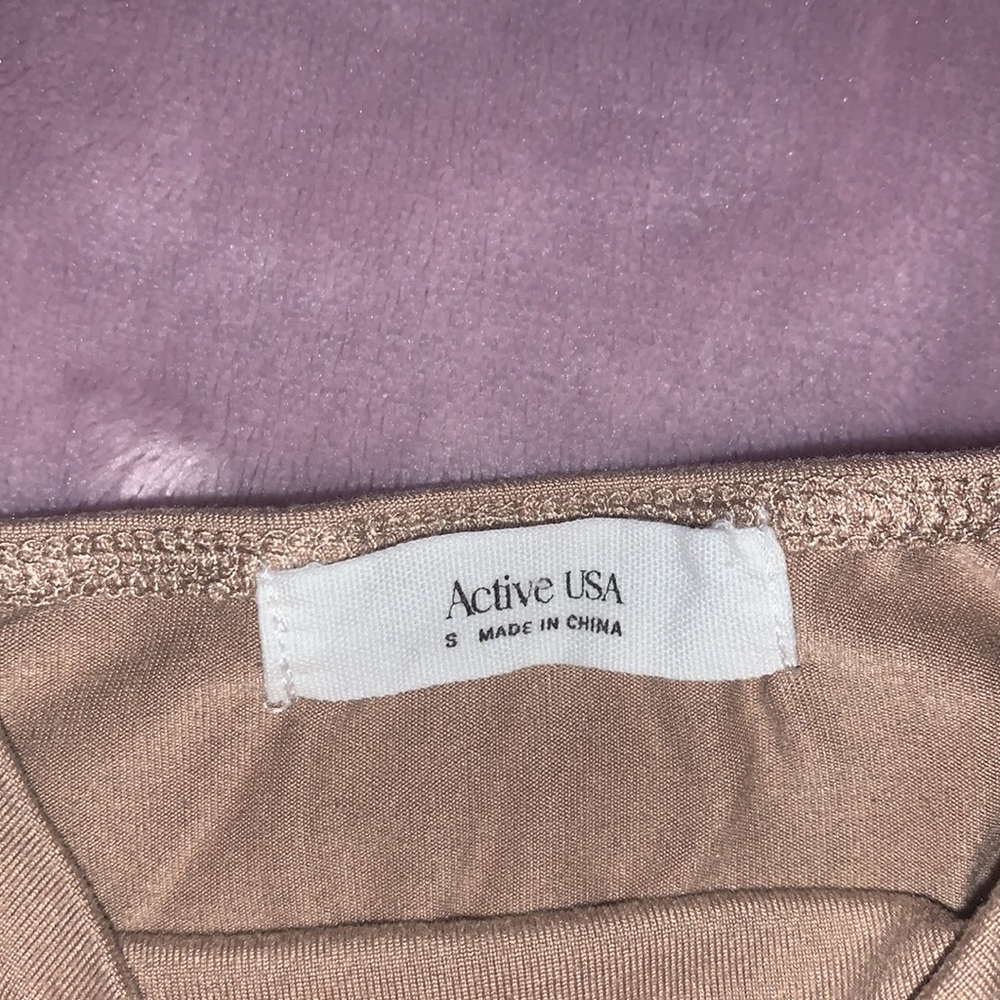 Cropped Tank - Picture 2 of 2
